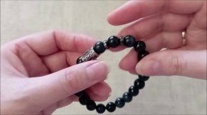 Браслет из соколиного глаза с руной Альгиз.  Украшения талисманы