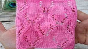 31//Простой ажурный узор спицами