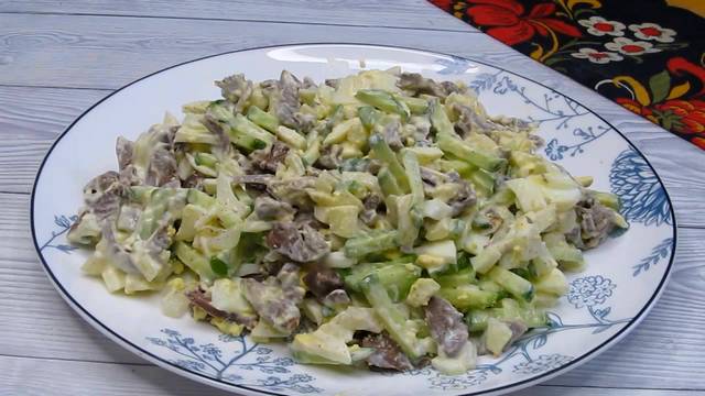 Уж очень вкусный салат. Сразу добавила его в любимые рецепты.