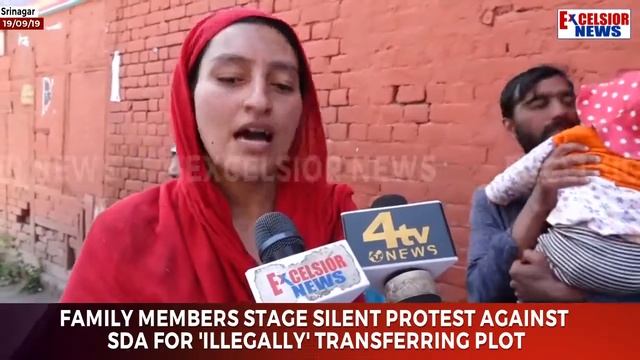 Family members stage silent protest against SDA for 'illegally' transferring plot смотреть онлайн