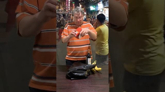 Когда пришел из магазина в Индии Нюхательный табак Белый Слон