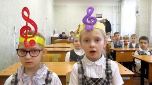 Если хочешь сидя петь не садись ты как медведь