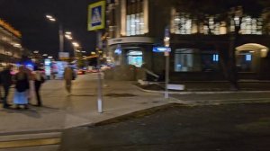 Яркая ночная жизнь Москвы - Красивые русские девушки - Прогулка по Москве