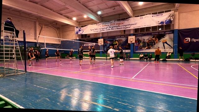 Тур 2. Негодяи - УрЮИ МВД (1/3)