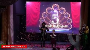 Чеченские Песни ШАРПУДДИ ИСМАИЛОВ и сын Рамзана Кадырова МУЖСКАЯ ДРУЖБА new 2016г