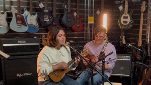 Аделина Петри – Яркая (feat. Максим Слухай) LIVE