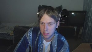 С возрастом человеку труднее найти друзей и общение (Социум умирает ?)