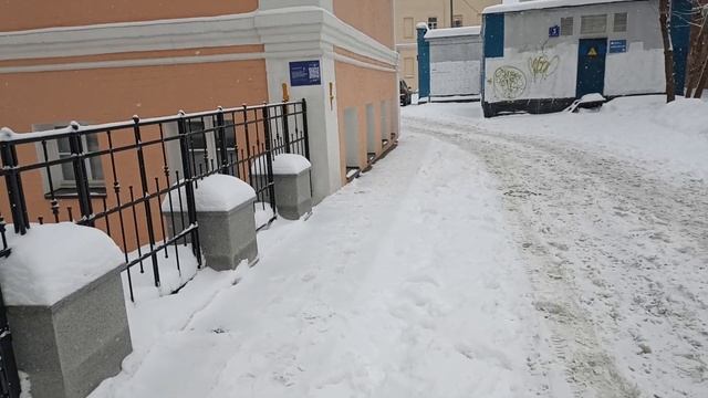 Закопанные дома в центре Москвы смотреть онлайн