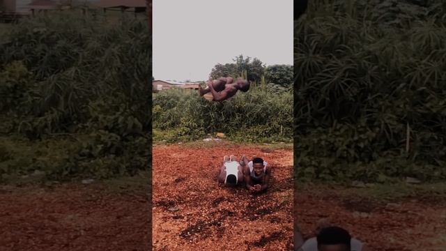 Wow. Strong man @yayasyllatheboss