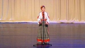 Афанасьева Арина русская народная песня " Посылала меня мать"