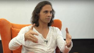 Дмитрий Бозин о магическом и бытовом театре