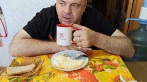 Мукбанг. Омлет и чай. Как мы в театр ходили.