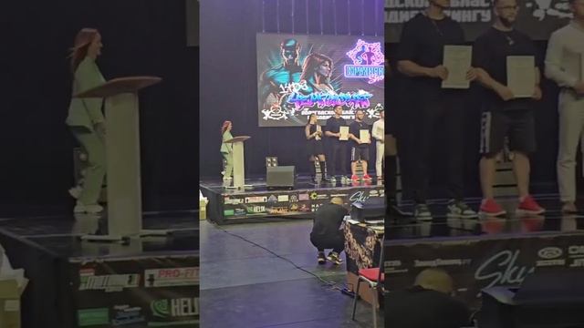 Мои дорогие, а сегодня мы находимся в Вологде на Чемпионате Вологодской области по бодибилдингу смотреть онлайн