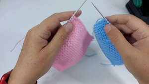 Как соединить детали платочной вязки без применения дополнительной нити