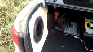 Стелс в гранту. Pioneer TS-W308D4 + ESX Signum SE1200