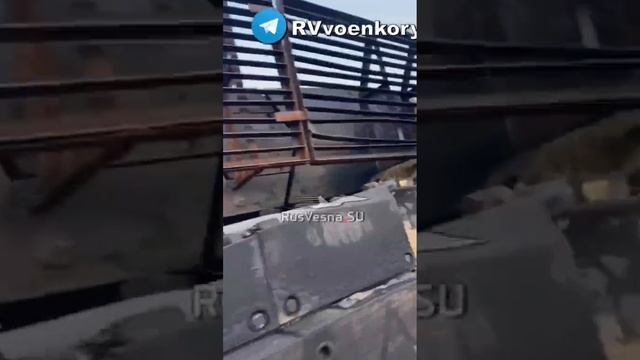 Осмотр того самого уничтоженного немецкого танка Leopard 2A6 ВСУ в Курском приграничье.   Военны...