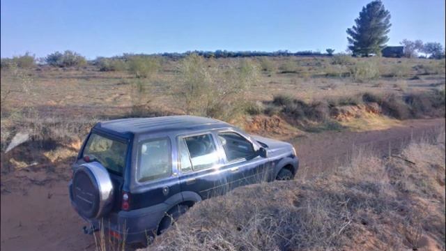 LAND ROVER for sale 2000 سيارة لاند روفر للبيع смотреть онлайн