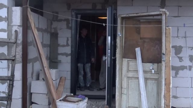влог, поставили двери, дома не скучно, коля оля шаповаловы, 13 12 19