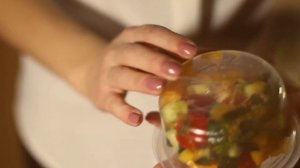 Тестирование герметичного контейнера для супа