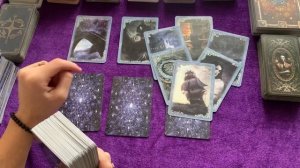 Колдует ли соперница на мужчину? Гадание онлайн