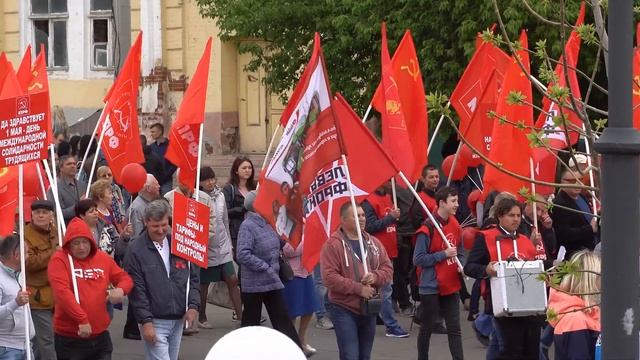 1 Мая в Астрахани, набережная у Петровского фонтана