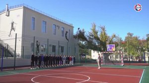 В школе № 12 в Инкермане оборудовали новую спортивную и детскую площадку