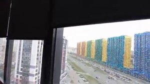 Рулонные шторы Coulisse M29 черный профиль, на балкон с раздвижными окнами SVIL