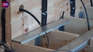 Почему дует из розетки? Куда подвести инженерные коммуникации и какие важные правила существуют