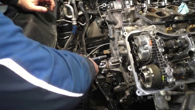 TLK Prado GRJ150 L замена цепи ГРМ и МСК фильм 2 - собираем двигатель смотреть онлайн