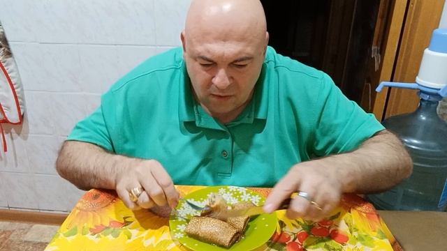 Мукбанг. Лапша и блины с картошкой и печенью. Кобяково городище.