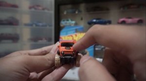 Rexxabox Collection 087: Opening Hot Wheels Treasure Hunts '17 Jeep Wrangler