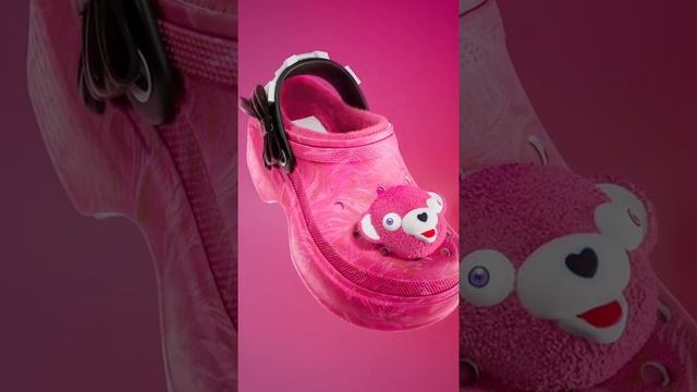 Crocs выпустит аж три модели в коллаборации с Fortnite.