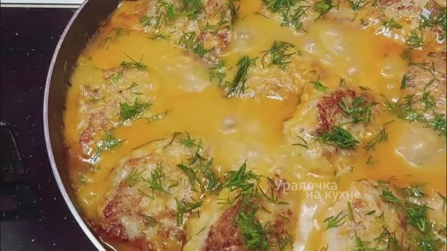 Беру Фарш, картофель и луковицу и готовлю вкусный Ужин.