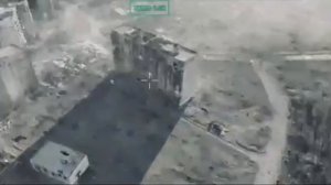 Кадры подрыва противником многоэтажного дома в Торецке перед своим отступлением. 

Ранее аналогичную