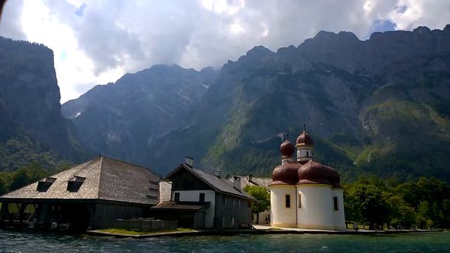 My last month in Germany смотреть онлайн