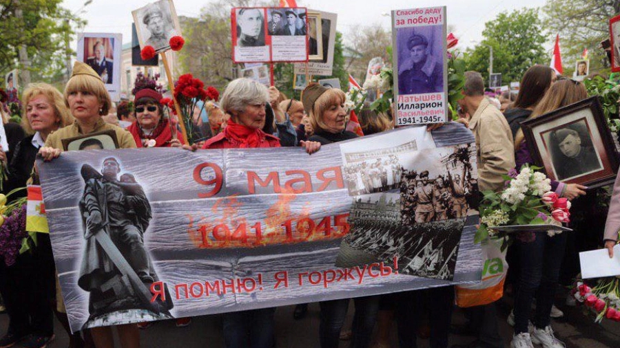 НА ДОНБАССЕ ВОЙНА
