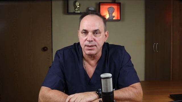Почему в России АЛКОГОЛЬ разрешен, а НАРКОТИКИ запрещены?