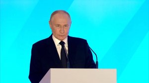 «Быстрее инфляции!»: Владимир Путин заявил о росте зарплат в России