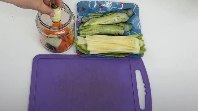 Гости Будут УМОЛЯТЬ дать рецепт этих Хрустящих рулетиков из Кабачков и Огурцов. смотреть онлайн