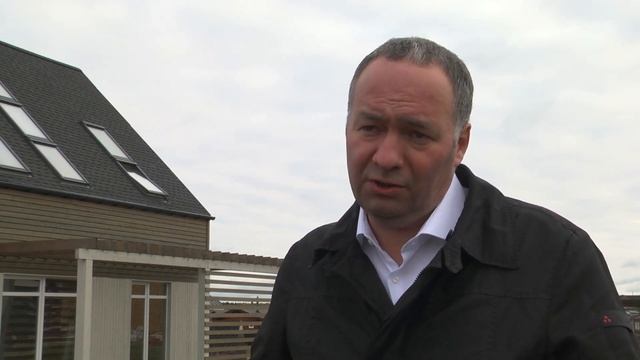 Как выбрать мансардное окно. Технологии монтажа и эксплуатации. Open Village