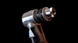 Дрель пневматическая угловая Licota PAD-13003, патрон 10 мм, 1700 об/мин