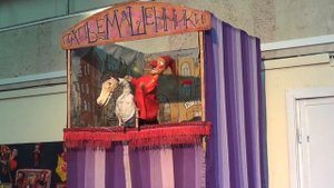 2. Знакомство с театром Петрушки.