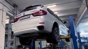 BMW F15 X5M50d Дизель с 3мя турбинами