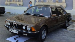 BMW E23