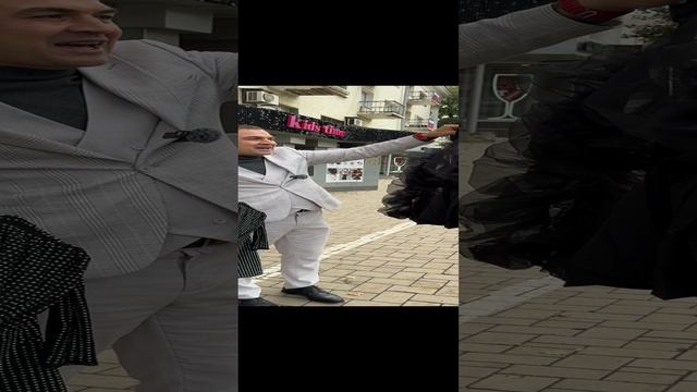 Магазин женской одежды на улице Артёма