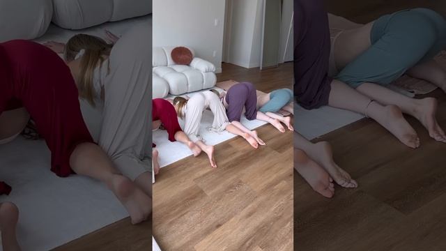 4 Girl Yoga Flow #stretching #yoga #short #shorts #hotyoga