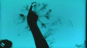 Детский сад «Жемчужинка» - рисование песком