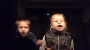 Cover "Джинсовые Мальчики" feat В.Лёвкин - Детство (София и Милан из Ялты)