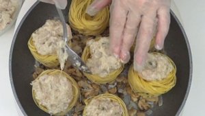 МАКАРОНЫ ГНЁЗДА  | Гнёзда из Макарон с Куриным Фаршем на Грибной Подложечке| Nests from Macaroni