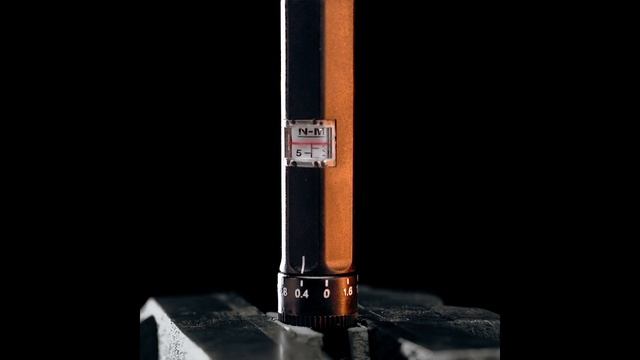 Динамометрический ключ 1/4" 3-15 Нм, шкала-микрометр